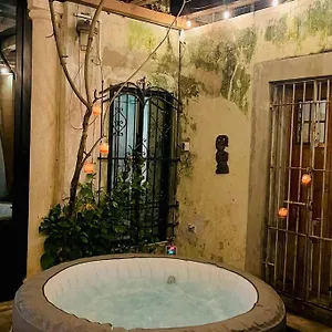 Сasa de vacaciones House Dzalbay Santa Lucia With Hot Tub, Mérida